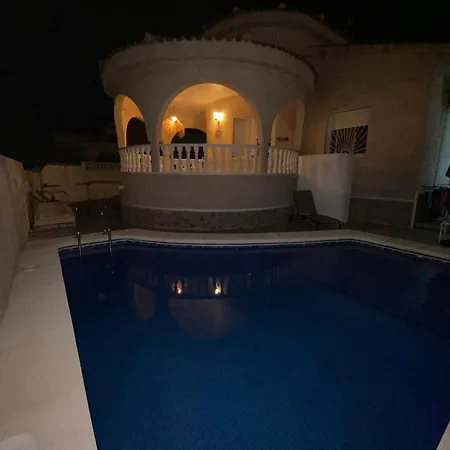 La Casa Nathi Holiday home *